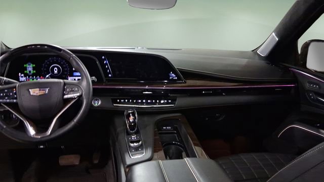 Used 2022 Cadillac Escalade Sport Platinum w/ Heavy-Duty Trailer Package image 10