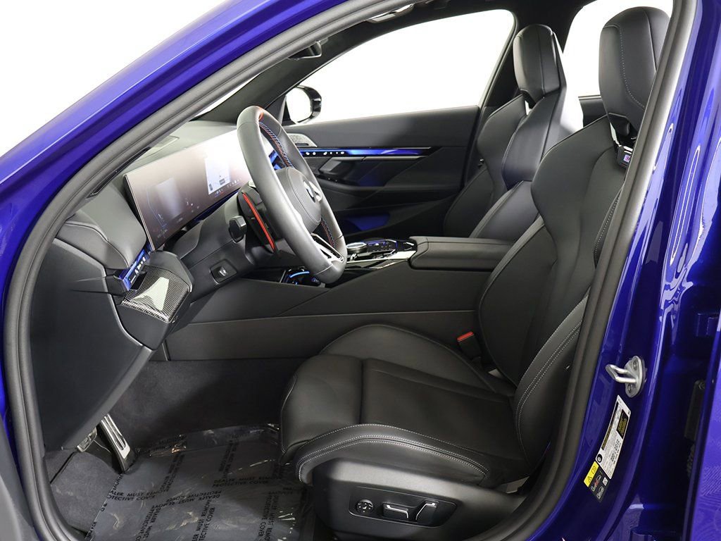 Used 2025 BMW M5 Touring AWD/4WD image 36