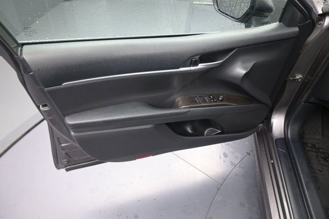 Used 2024 Toyota Camry SE FWD image 20