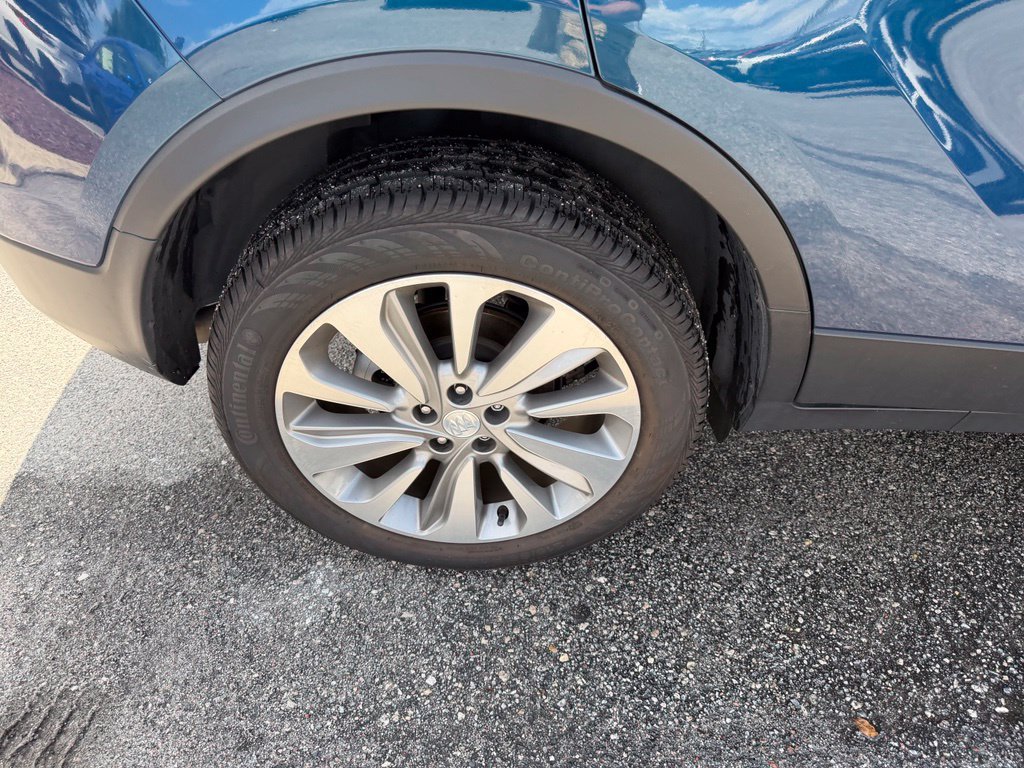 Used 2020 Buick Encore Preferred w/ Safety Package FWD image 5