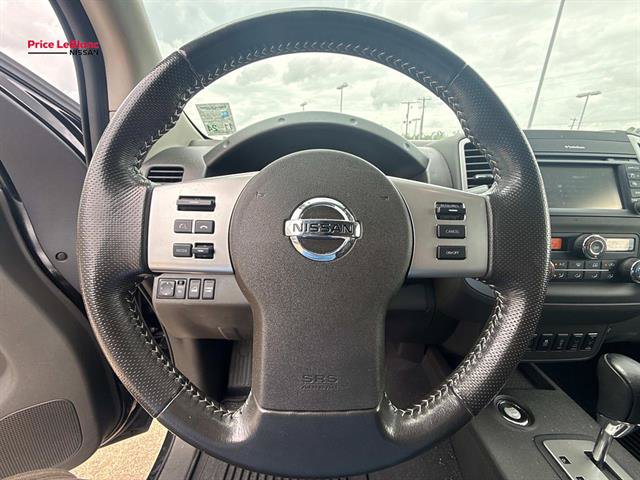 Used 2020 Nissan Frontier PRO-4X w/ Pro-4x Utility Package AWD/4WD image 21
