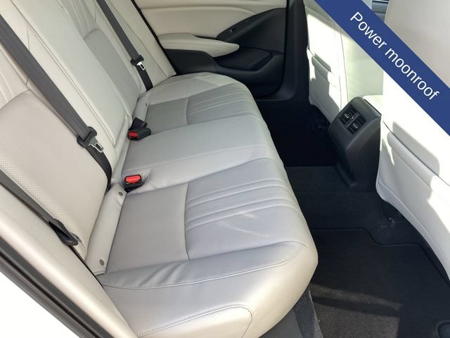 Used 2018 Honda Accord Touring image 16