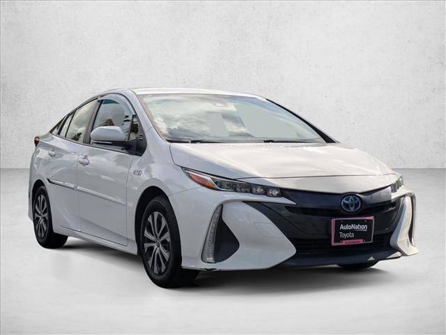 Certified 2021 Toyota Prius Prime LE image 3