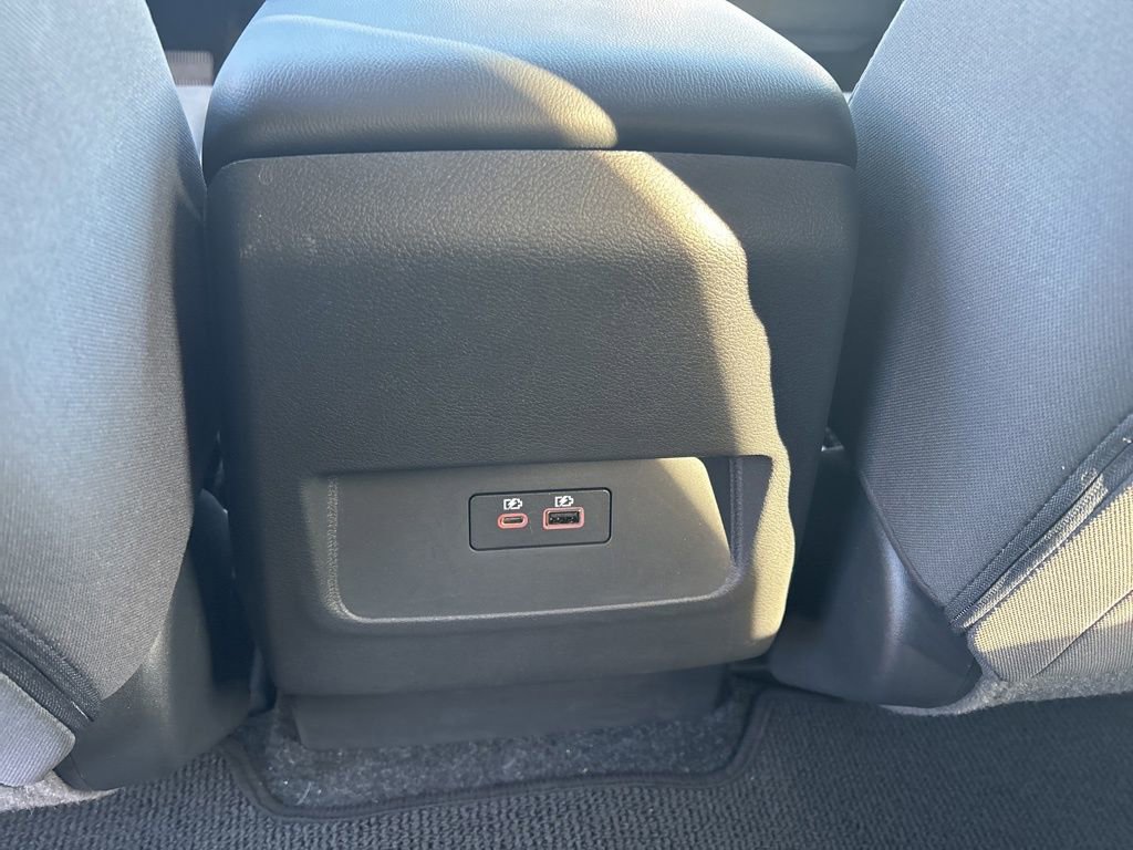 Certified 2025 Nissan Frontier SV image 25