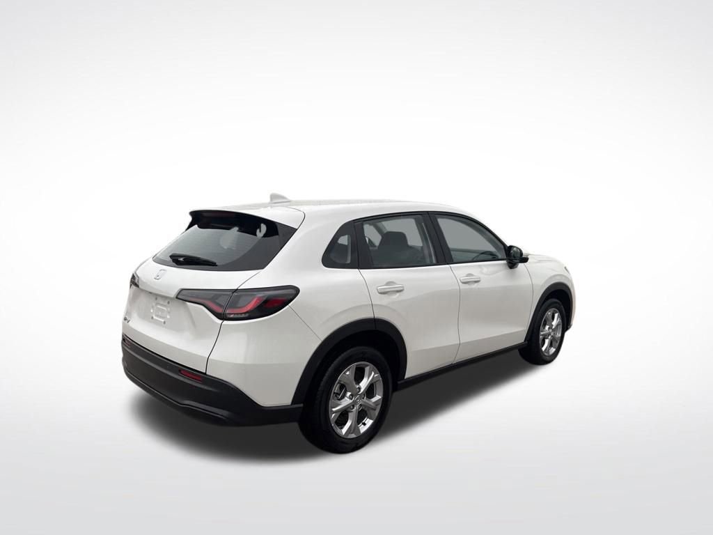 Used 2025 Honda HR-V LX image 7