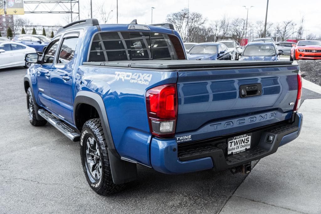 Used 2018 Toyota Tacoma TRD Off-Road image 38