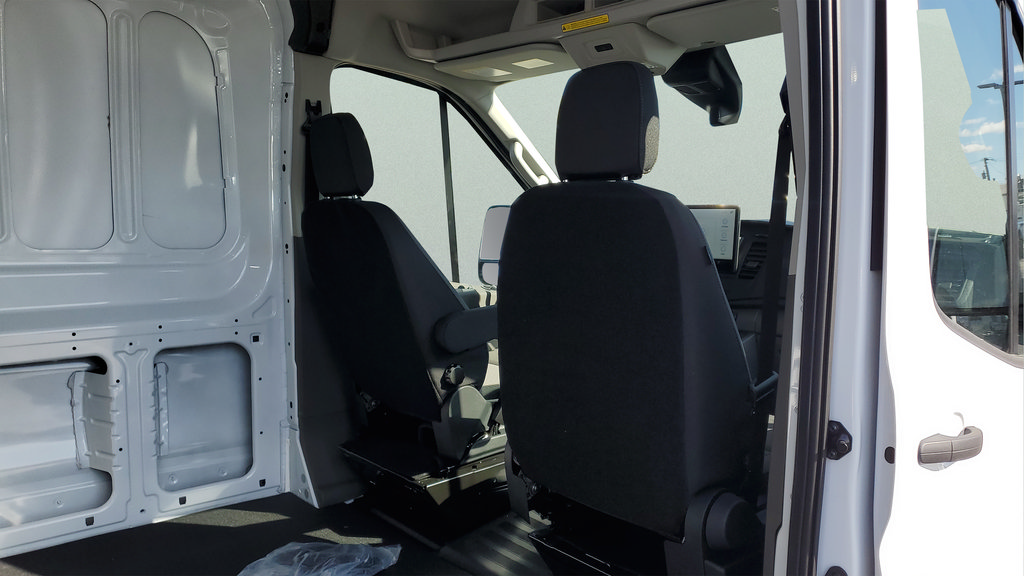 New 2026 Ford Transit 250 148 Medium Roof RWD image 13