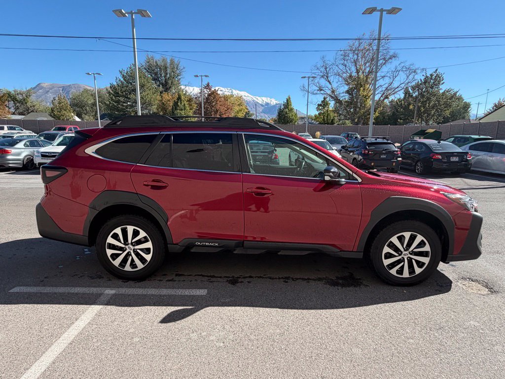 Used 2024 Subaru Outback Premium AWD/4WD image 6