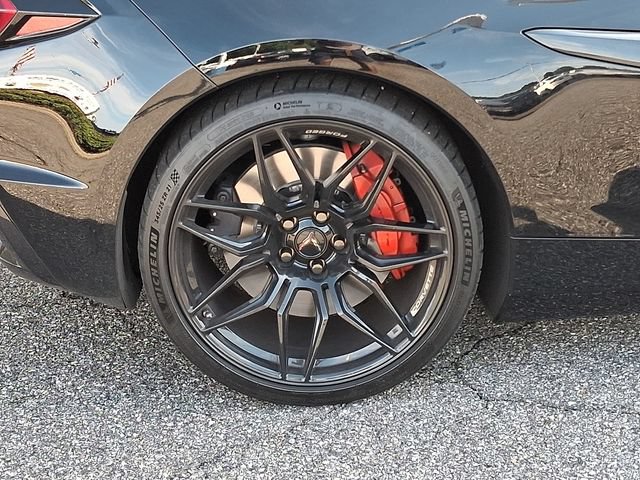 Used 2024 Chevrolet Corvette Z06 w/ Stealth Interior Trim Package RWD image 27