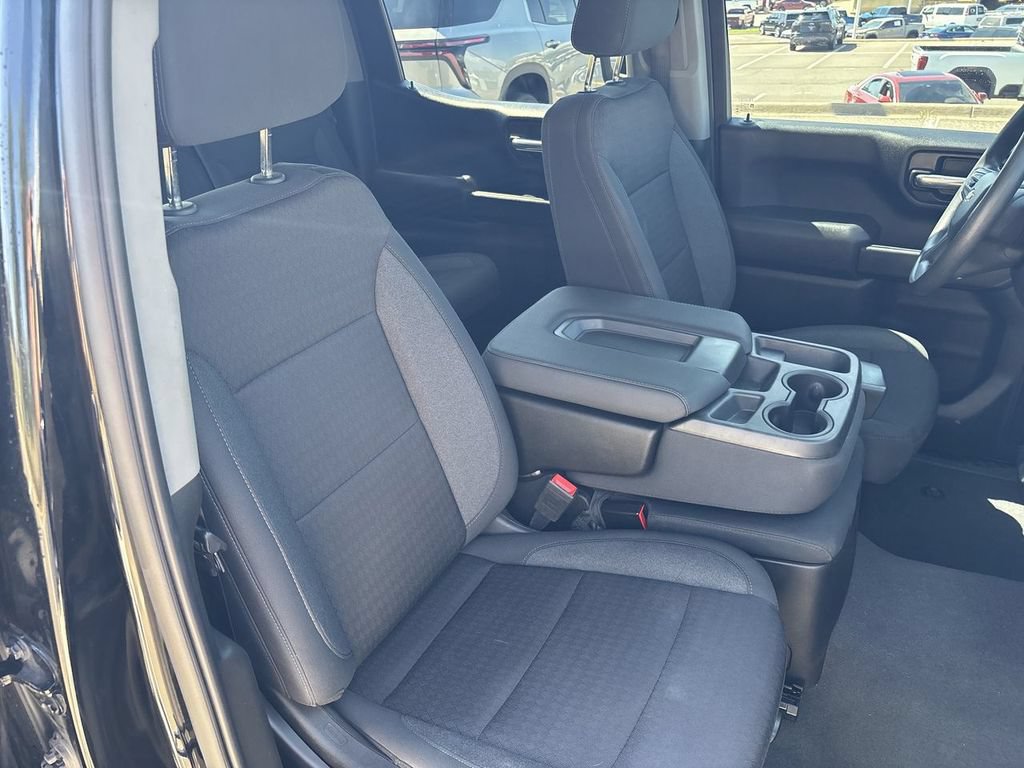 Certified 2022 Chevrolet Silverado 1500 Custom AWD/4WD image 31