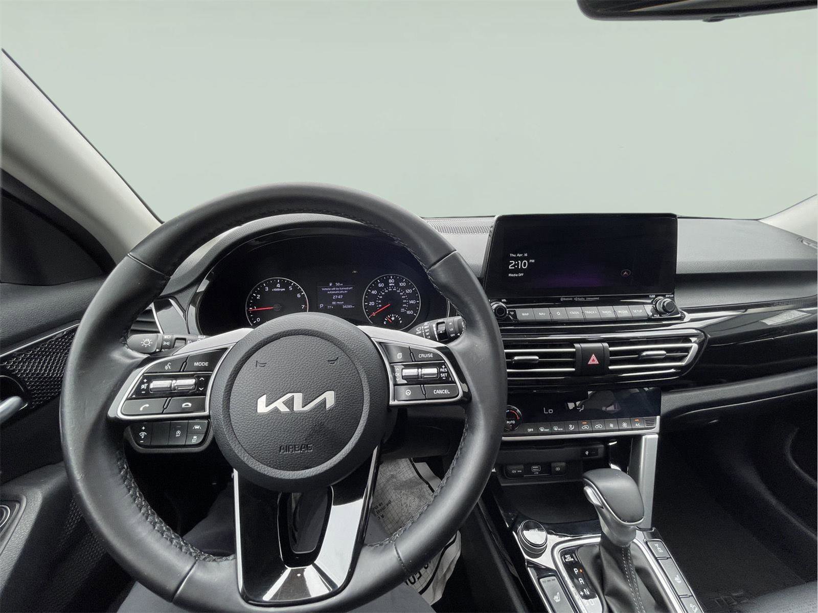 Used 2022 Kia Seltos EX image 24