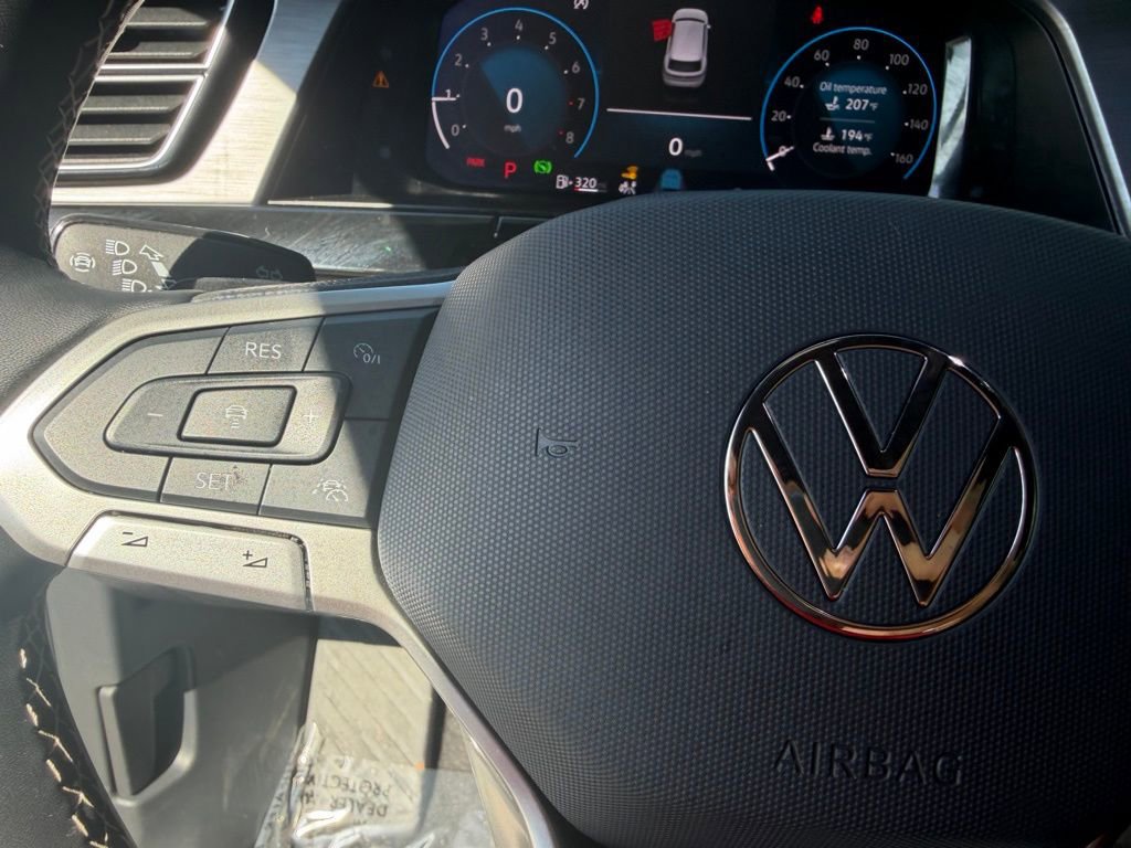 Used 2026 Volkswagen Atlas Cross Sport SE FWD image 18