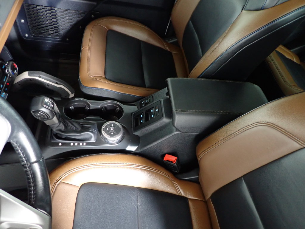 Used 2024 Ford Bronco Outer Banks AWD/4WD image 30