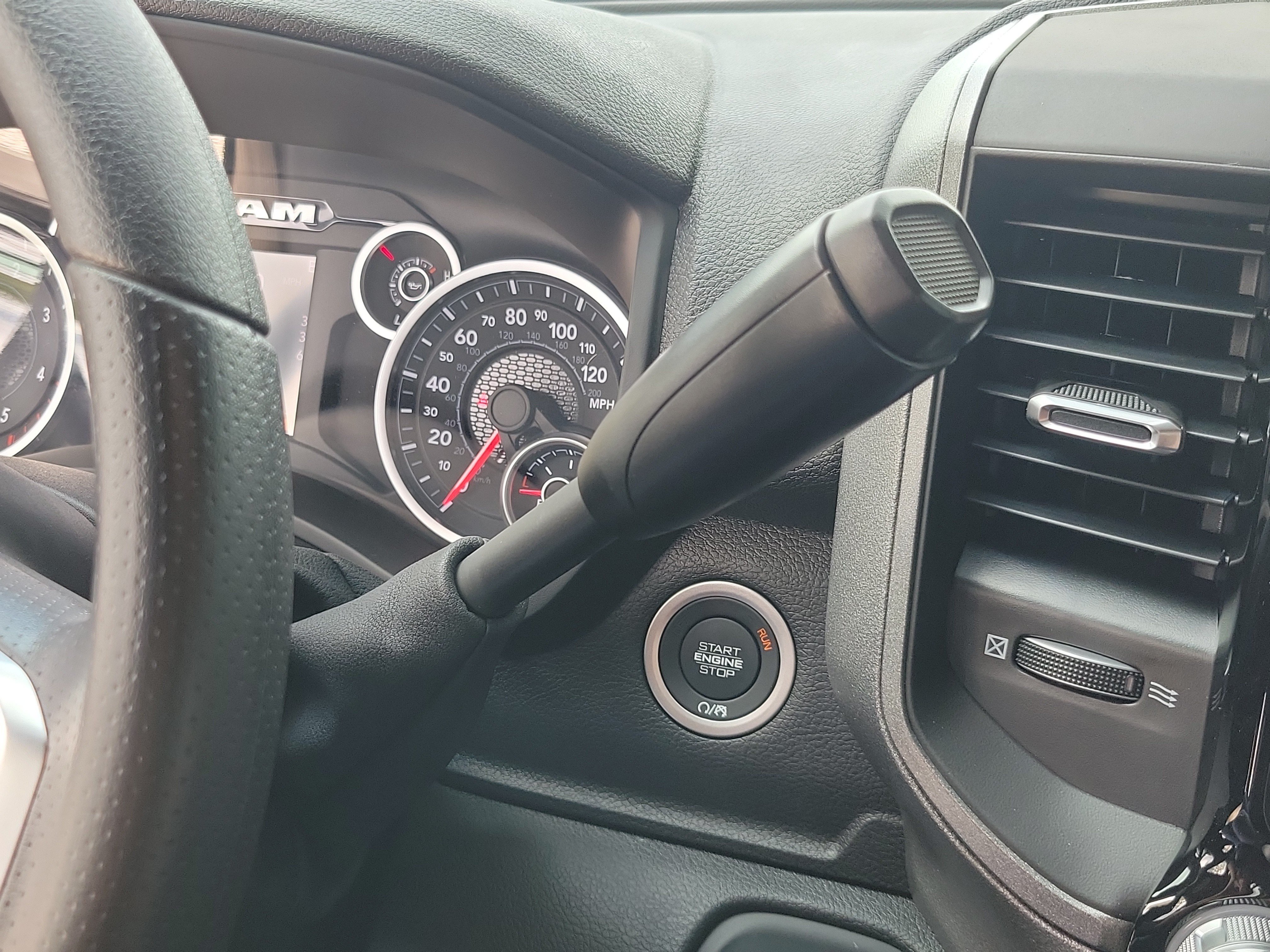 New 2026 RAM 3500 Tradesman AWD/4WD image 20