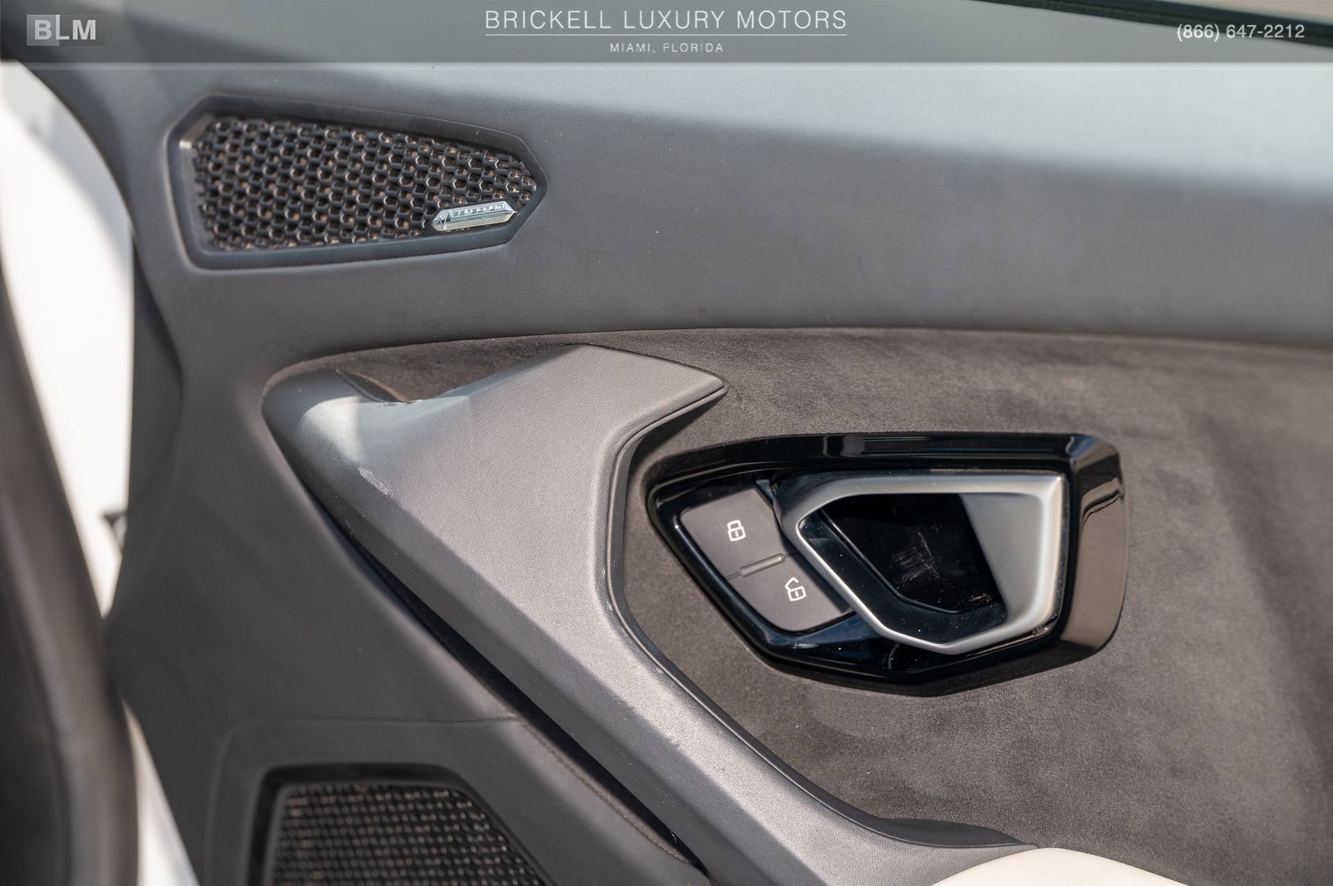 Used 2020 Lamborghini Huracan EVO image 56