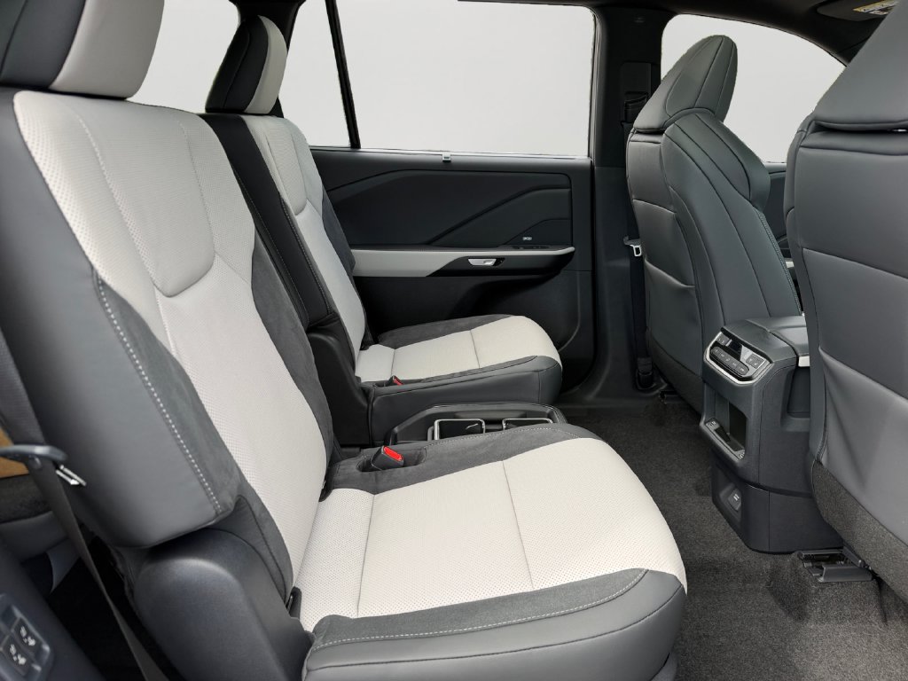 New 2026 Lexus TX 500h AWD image 6
