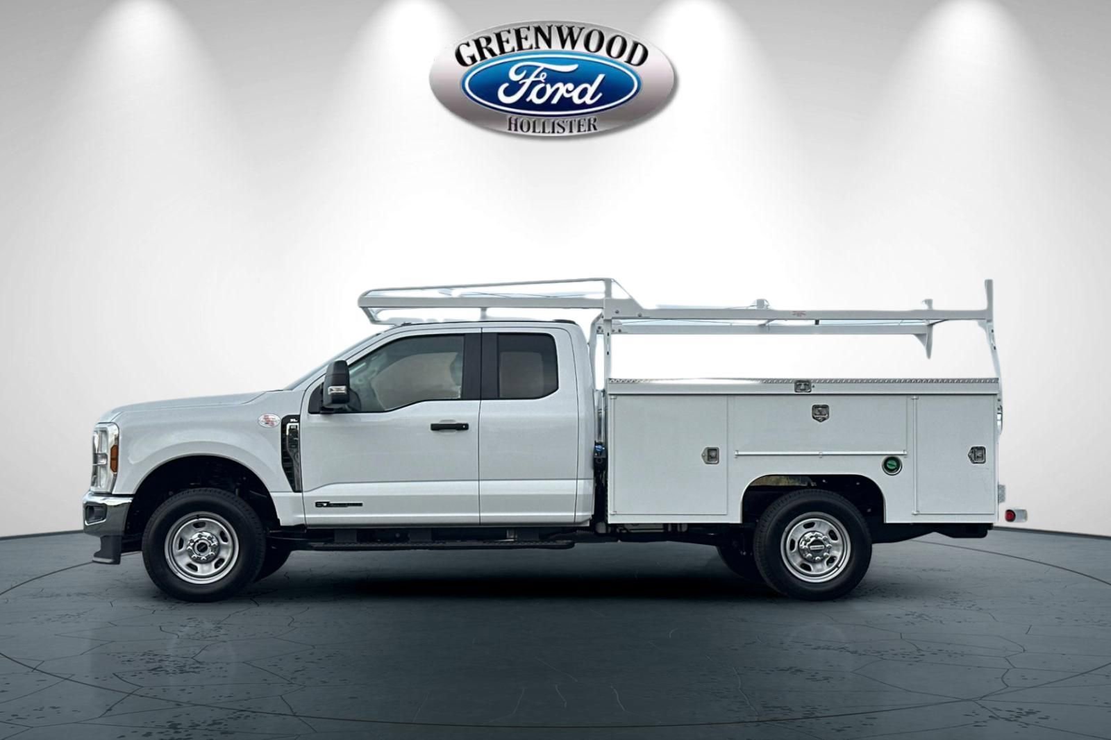 New 2026 Ford F350 XL w/ XL Chrome Package image 7