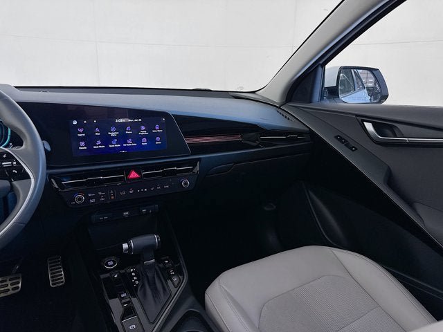 Certified 2023 Kia Niro EX Touring FWD image 24