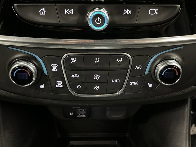 Used 2023 Chevrolet Traverse RS image 21