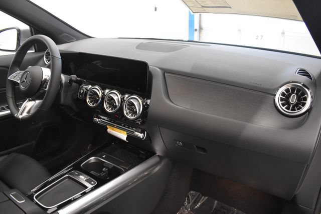 New 2026 Mercedes-Benz GLA 250 4MATIC image 18