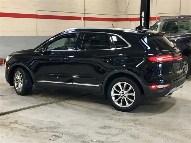 Used 2017 Lincoln MKC Select w/ Select Plus Package image 2