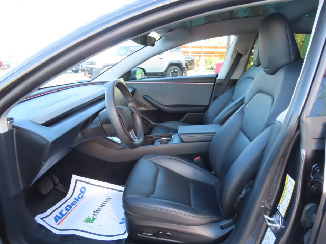 Used 2024 Tesla Model 3 Standard Range RWD image 12