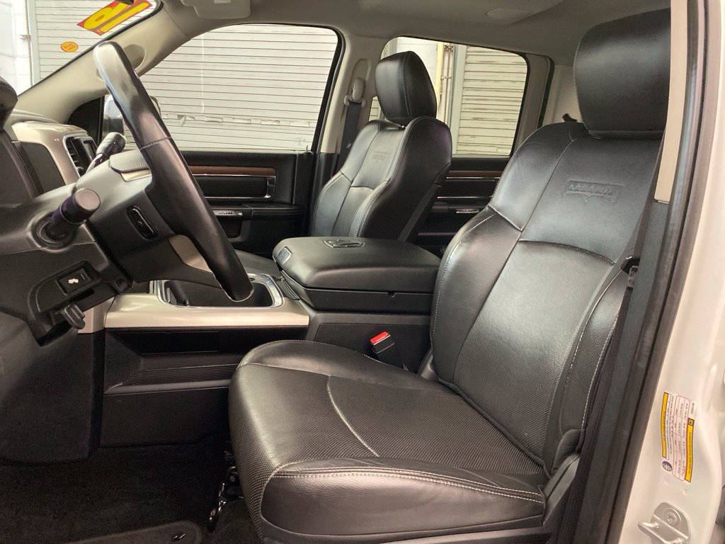 Used 2016 RAM 3500 Laramie w/ Convenience Group AWD/4WD image 20