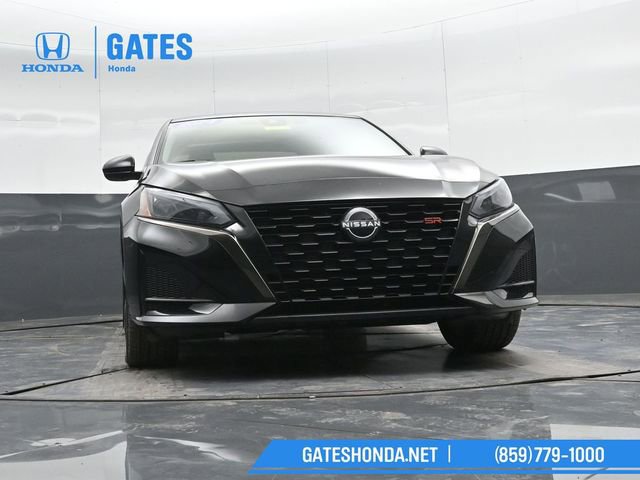 Used 2024 Nissan Altima 2.5 SR w/ SR Premium Package image 42