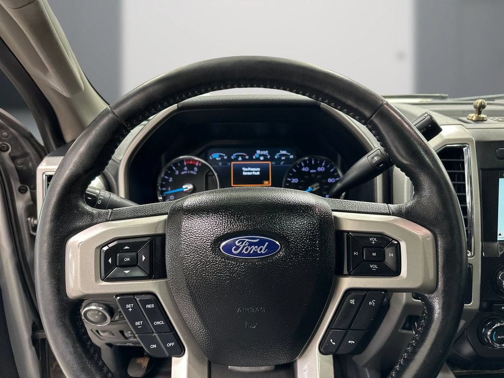 Used 2018 Ford F250 Lariat w/ Lariat Ultimate Package AWD/4WD image 22