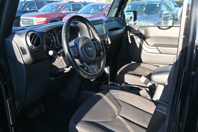 Used 2018 Jeep Wrangler Unlimited Sport S image 9