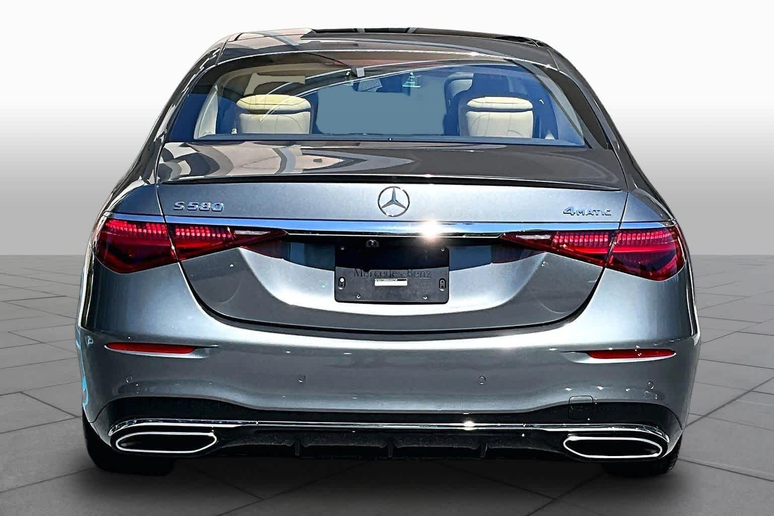 Used 2021 Mercedes-Benz S 580 4MATIC Sedan image 5