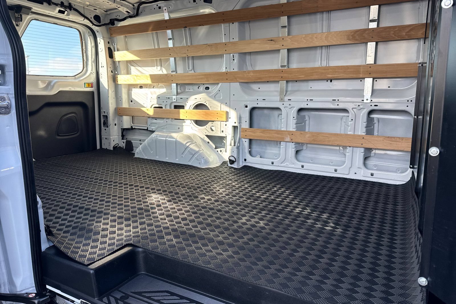 Used 2025 Ford Transit 250 Low Roof w/ Exterior Upgrade Package RWD image 14
