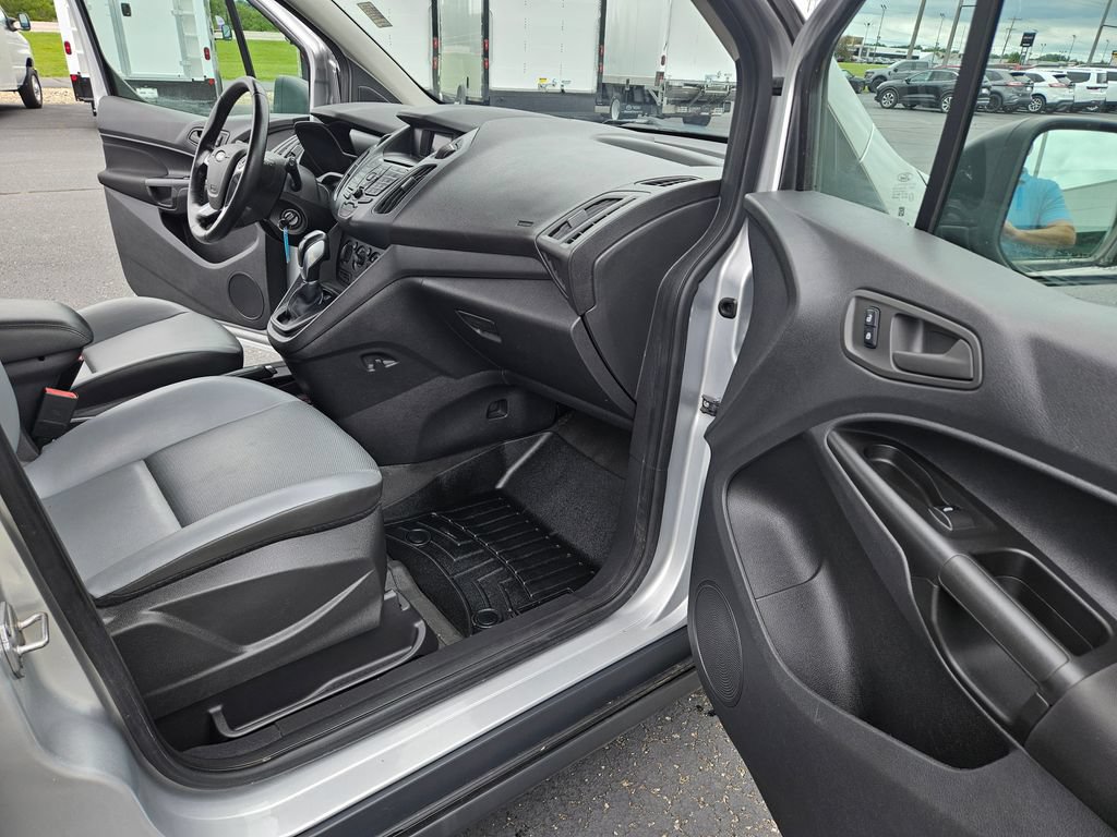 Used 2016 Ford Transit Connect XL FWD image 19