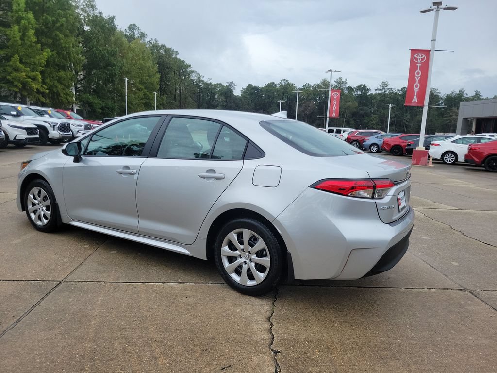 Certified 2026 Toyota Corolla LE FWD image 3