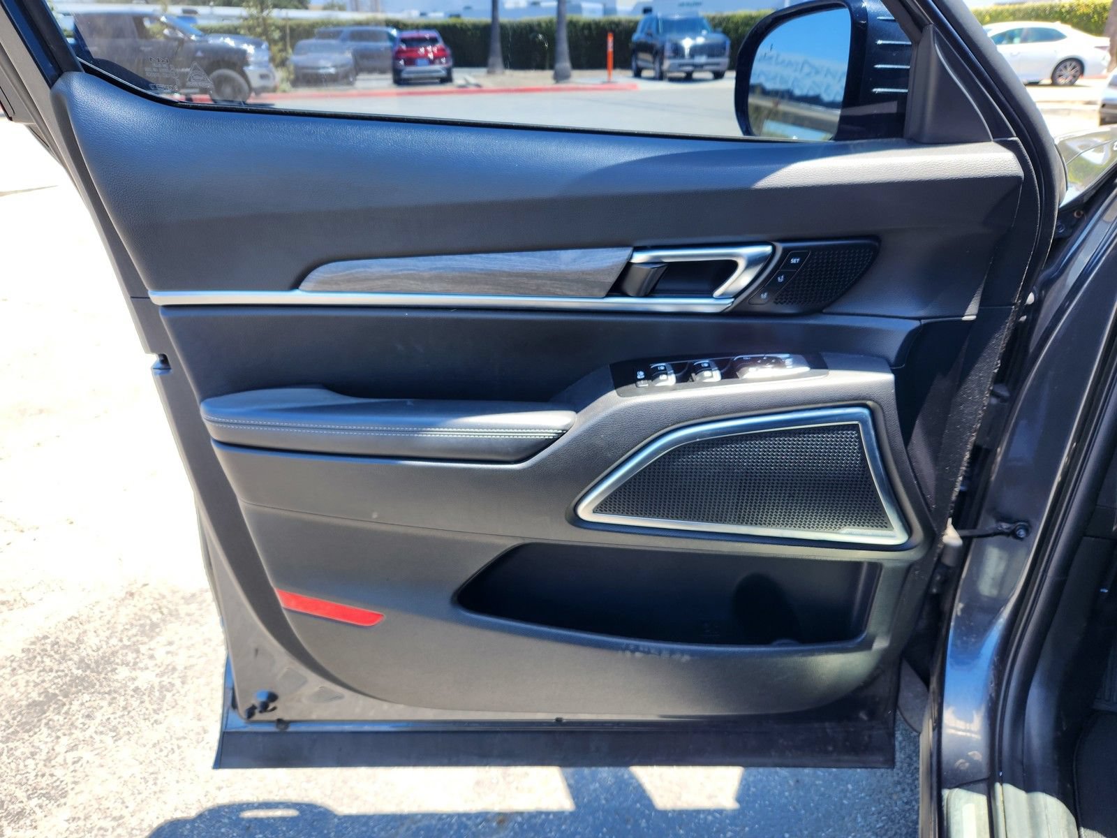 Used 2022 Kia Telluride SX w/ SX Prestige Package AWD/4WD image 20