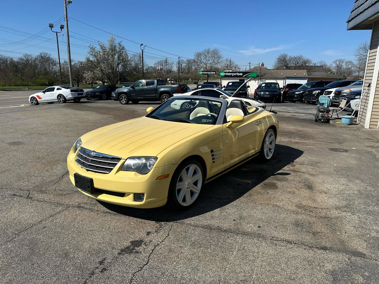 Used 2005 Chrysler Crossfire Limited RWD image 7