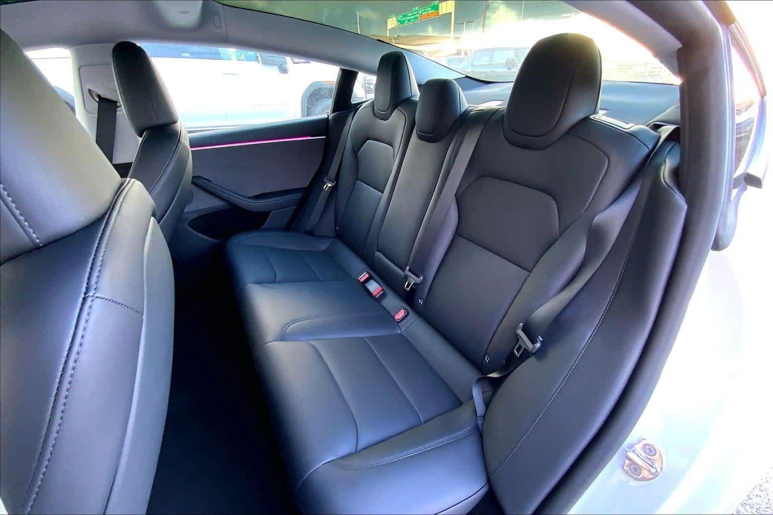 Used 2024 Tesla Model 3 Standard Range RWD image 29