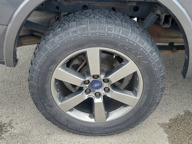 Used 2016 Ford F150 XLT w/ Equipment Group 302A Luxury AWD/4WD image 7