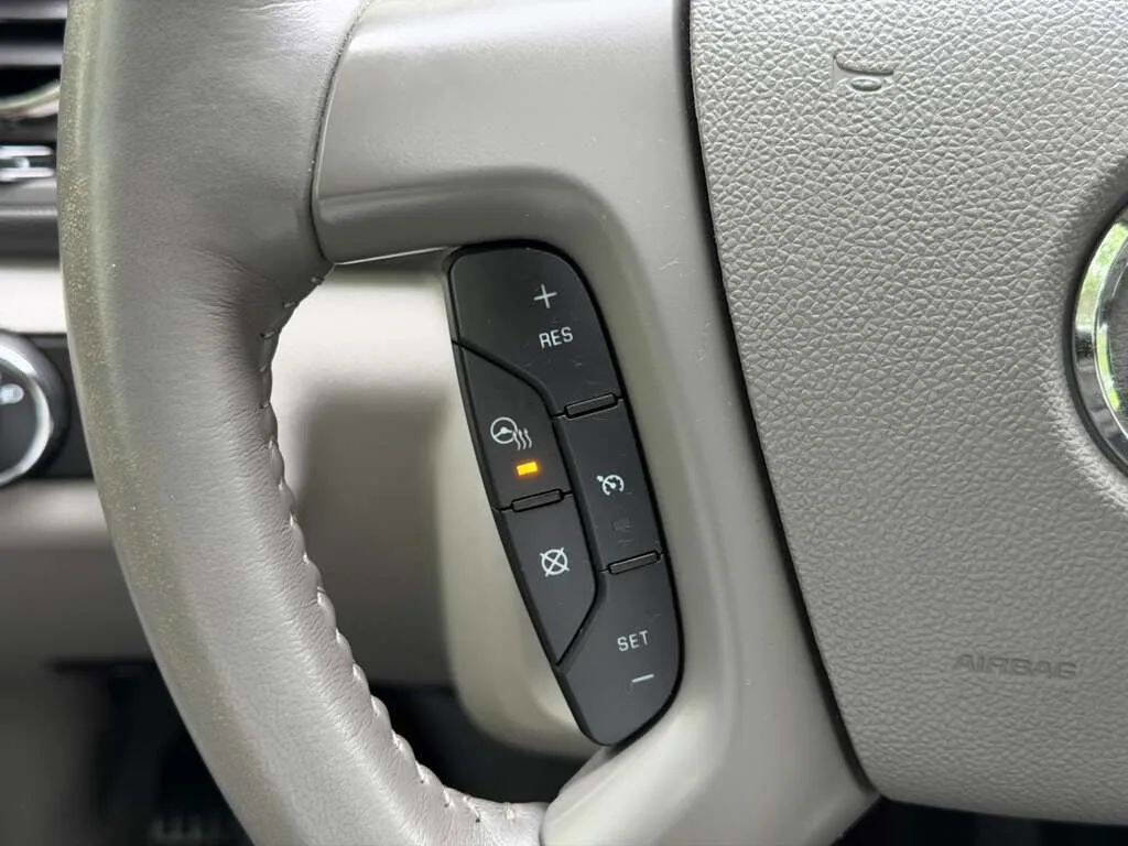 Used 2016 Buick Enclave Leather w/ Trailering Package AWD/4WD image 10