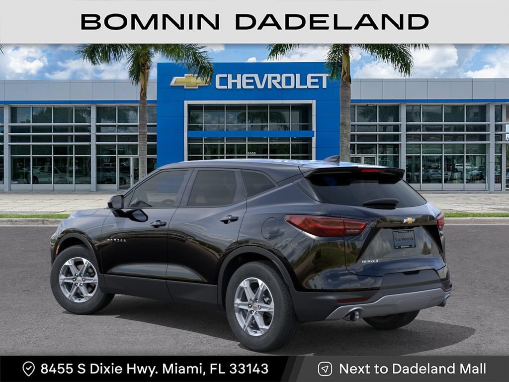 New 2026 Chevrolet Blazer LT FWD image 4