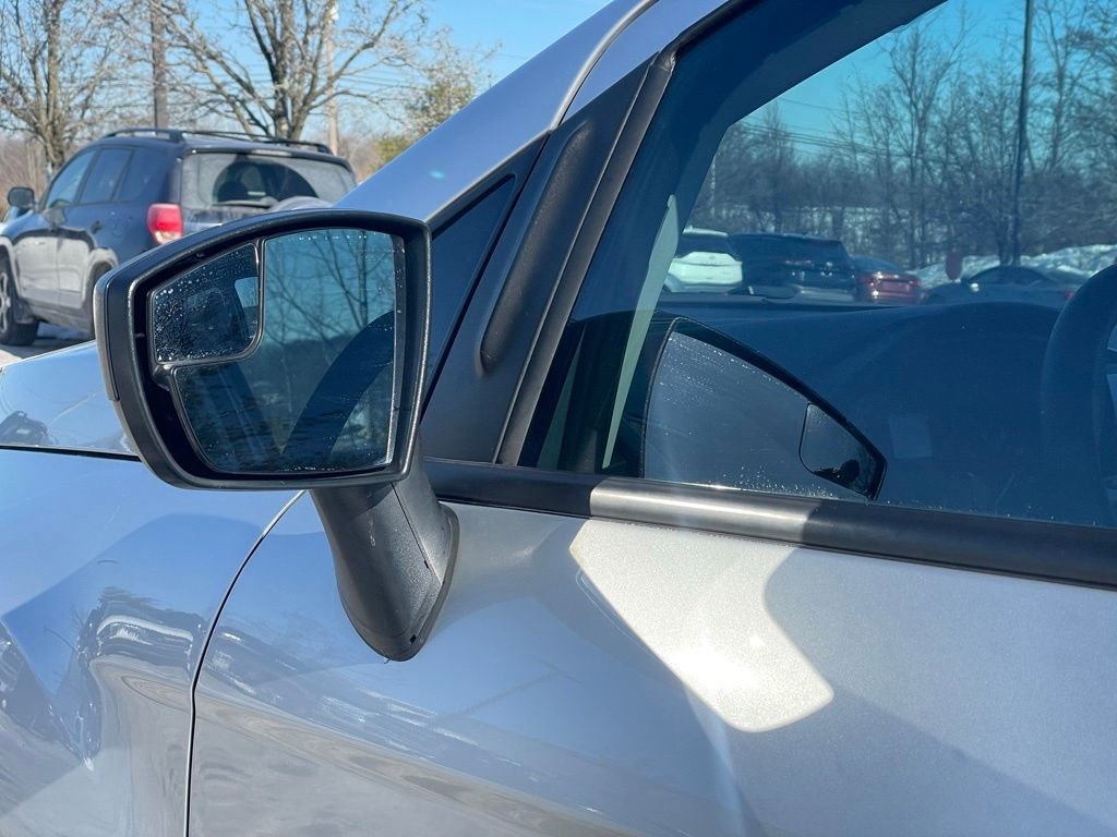 Used 2021 Ford EcoSport S image 28