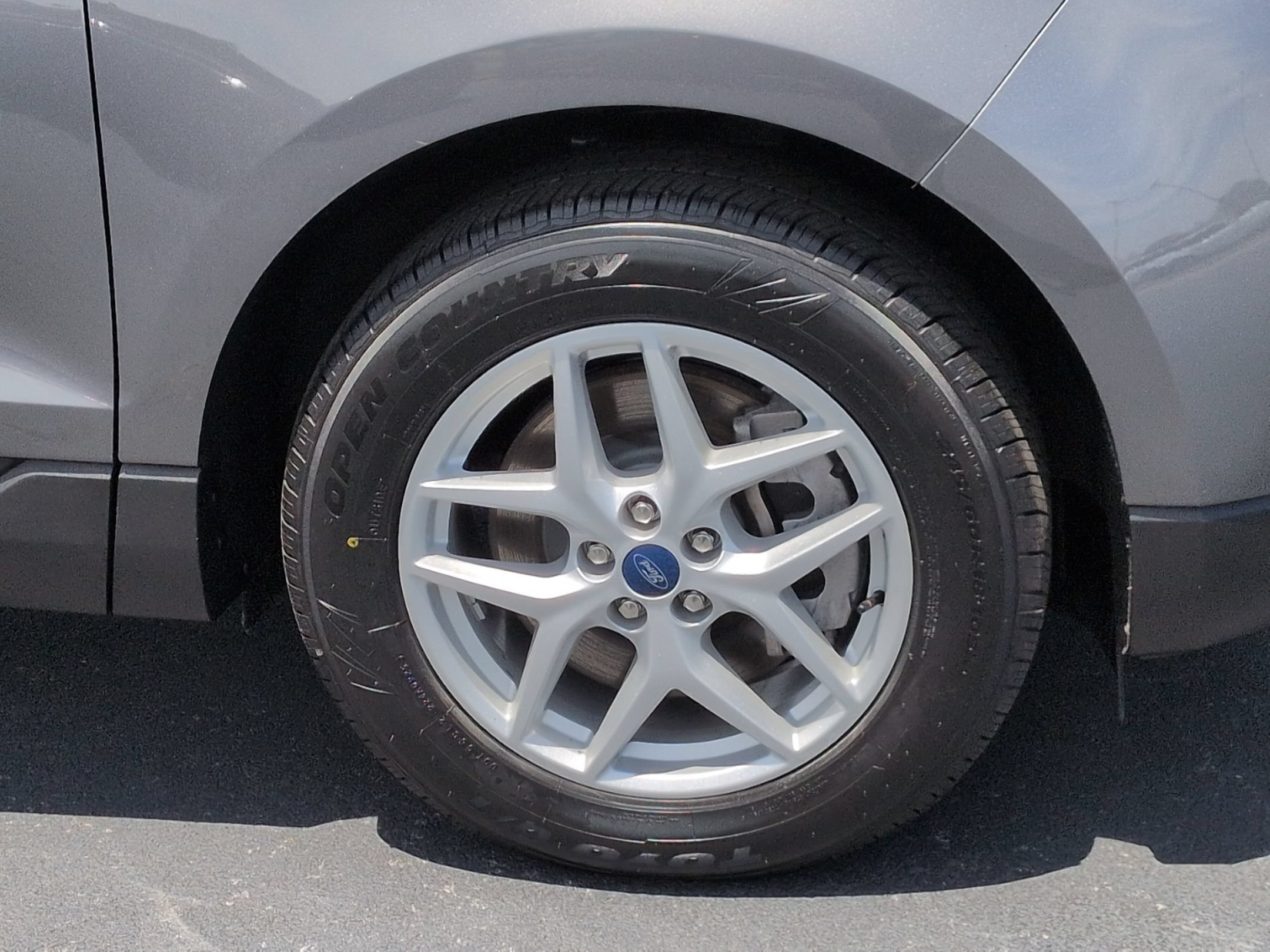 Used 2022 Ford Edge SEL w/ Convenience Package AWD/4WD image 11