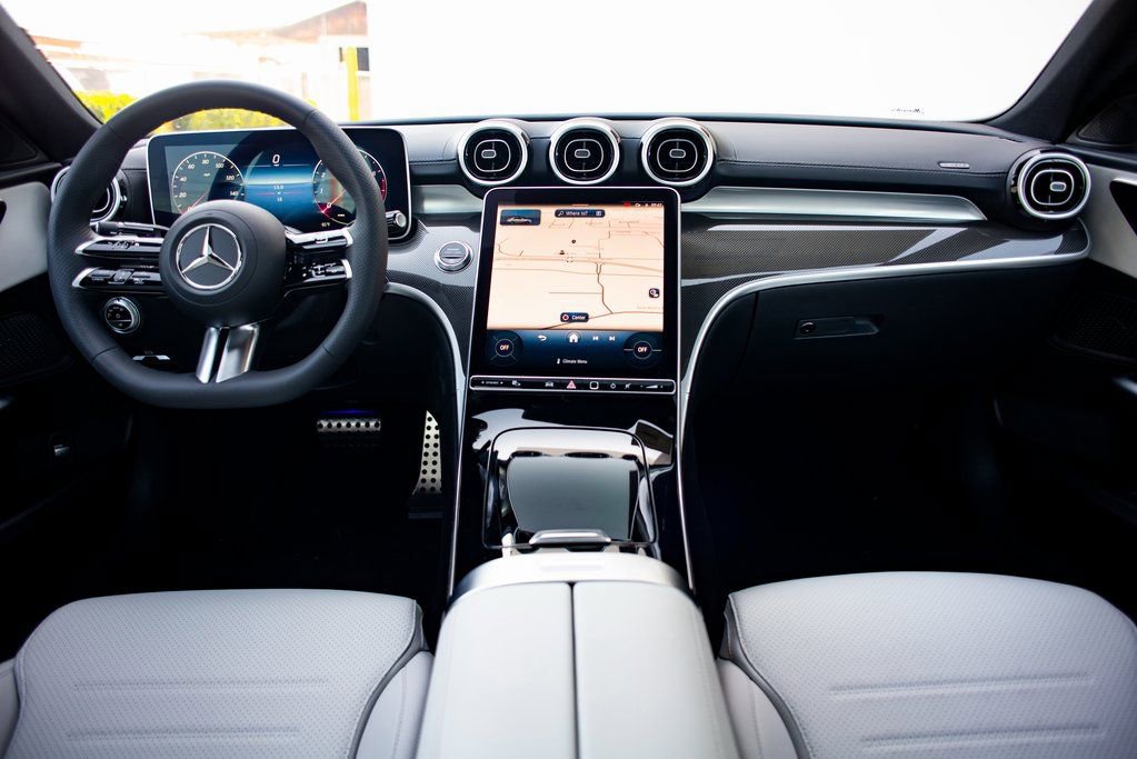 Used 2024 Mercedes-Benz C 300 4MATIC Sedan image 31