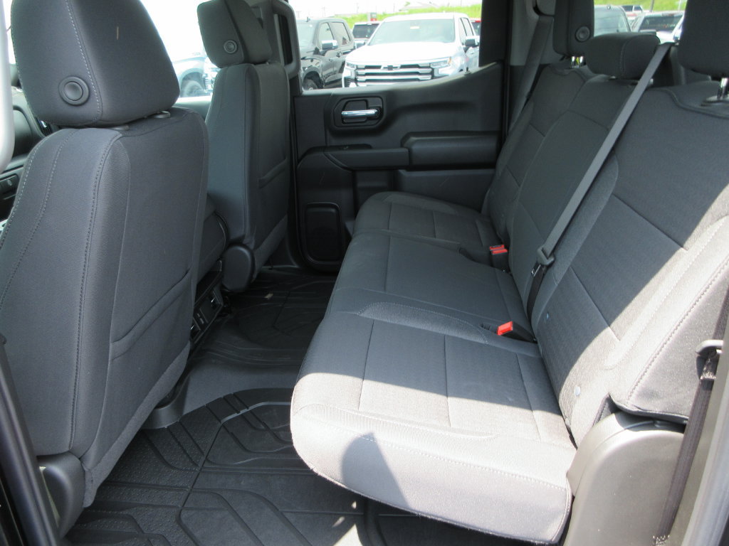 New 2026 Chevrolet Silverado 1500 Custom w/ Turbomax Blackout Package AWD/4WD image 15