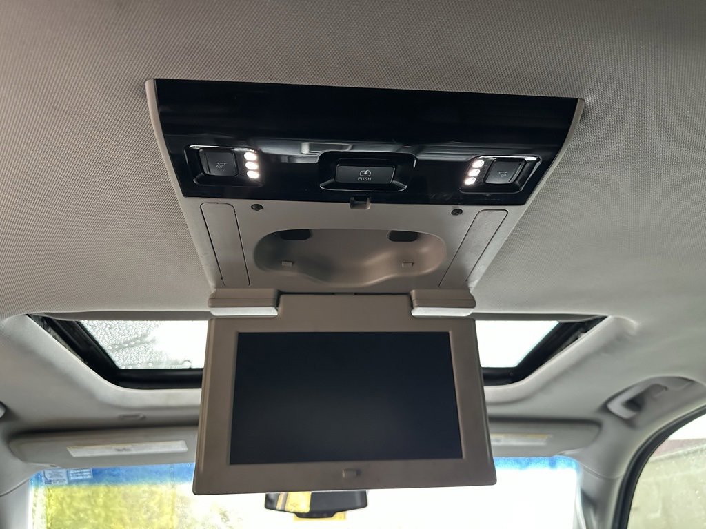 Used 2015 GMC Yukon XL Denali w/ Premium Package image 11