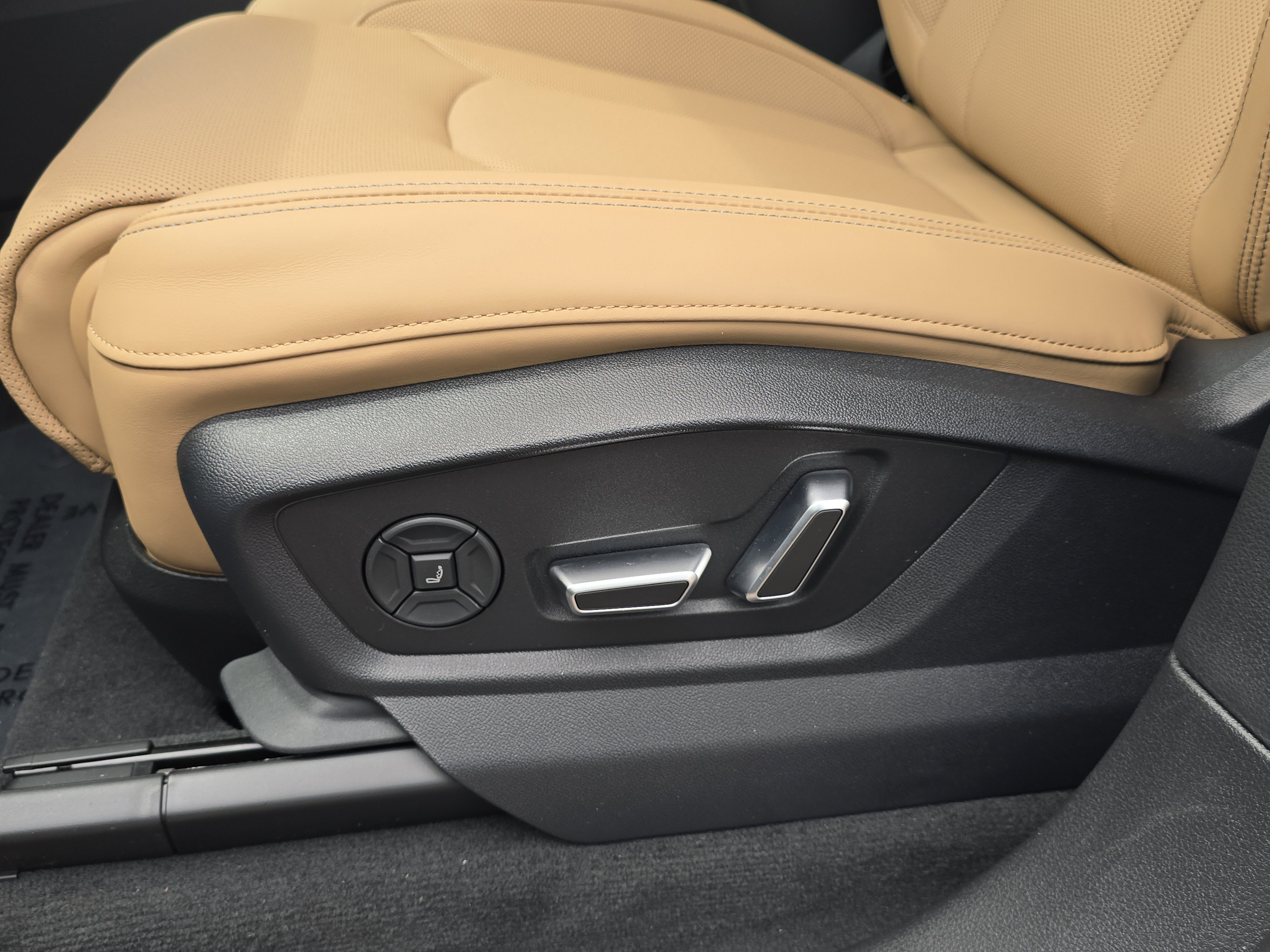 New 2025 Audi Q7 3.0T Prestige image 21