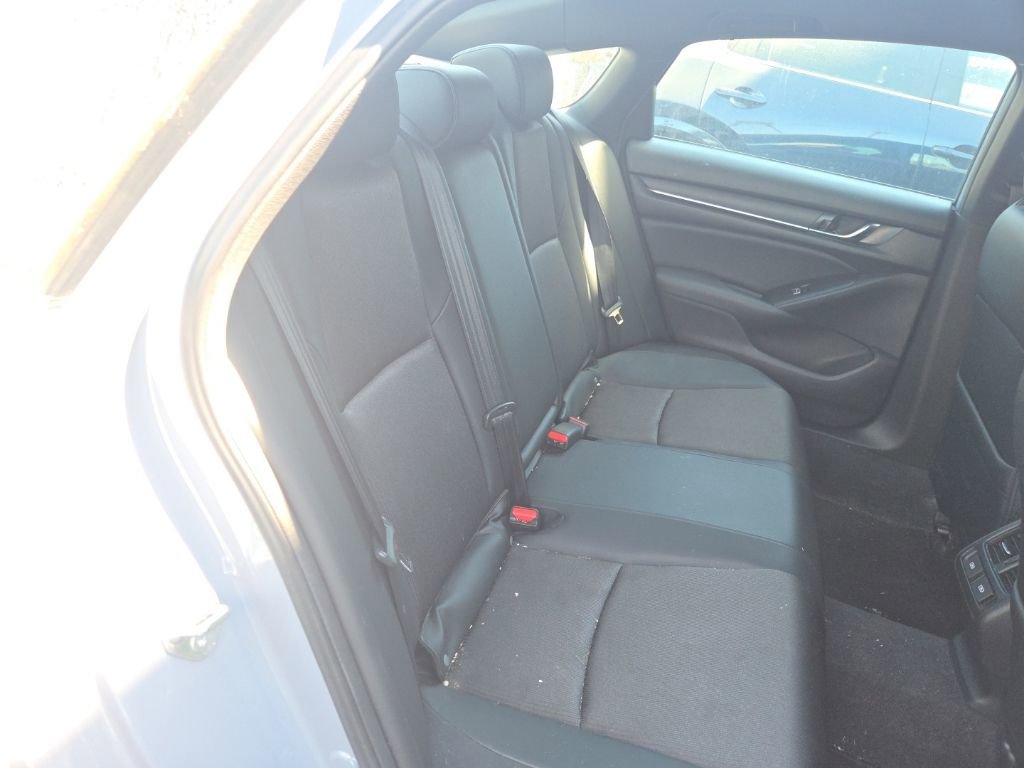 Used 2022 Honda Accord Sport image 9