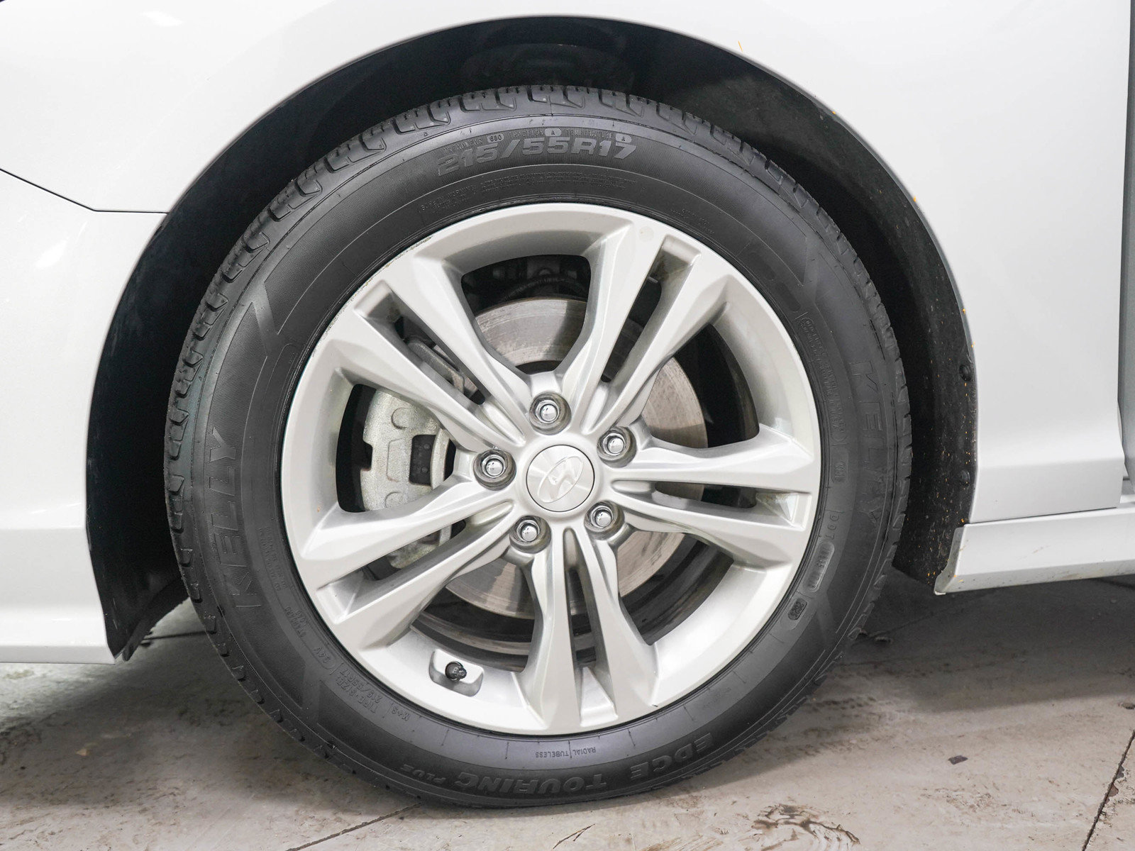 Used 2018 Hyundai Sonata Limited w/ Cargo Package FWD image 29