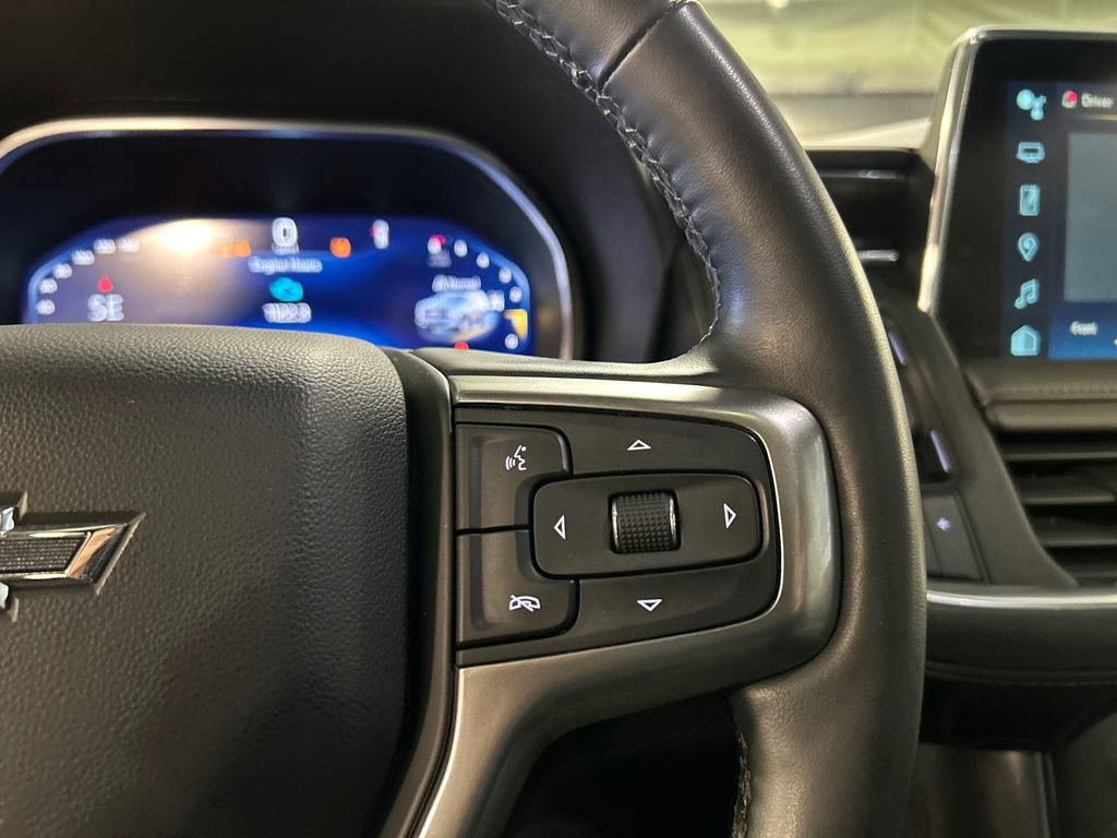 Used 2023 Chevrolet Tahoe Z71 w/ Z71 Off-Road Package AWD/4WD image 14