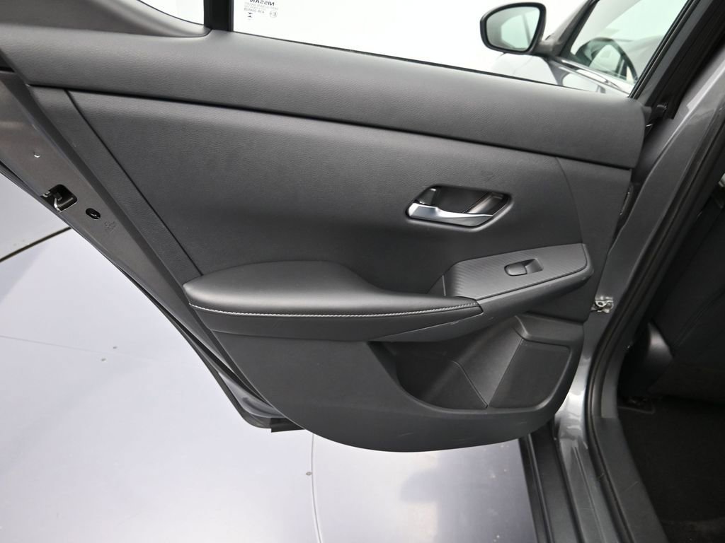 Certified 2023 Nissan Sentra SV image 22